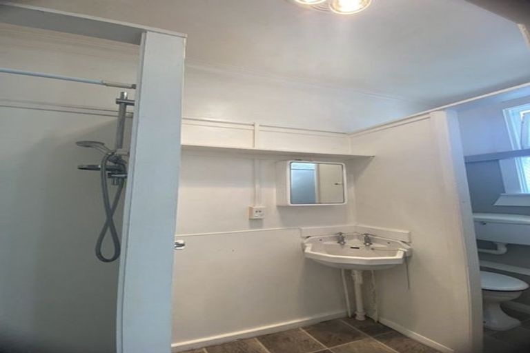 Photo of property in 41 Shakespeare Road, Bluff Hill, Napier, 4110