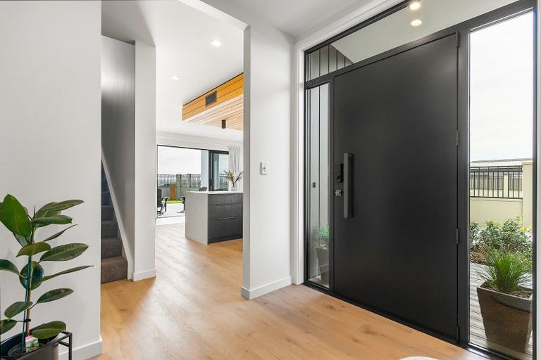 Photo of property in 74 Pelorus Avenue, Poraiti, Napier, 4112