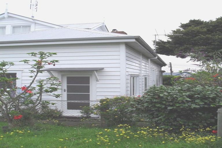Photo of property in 6 Tudor Street, Devonport, Auckland, 0624