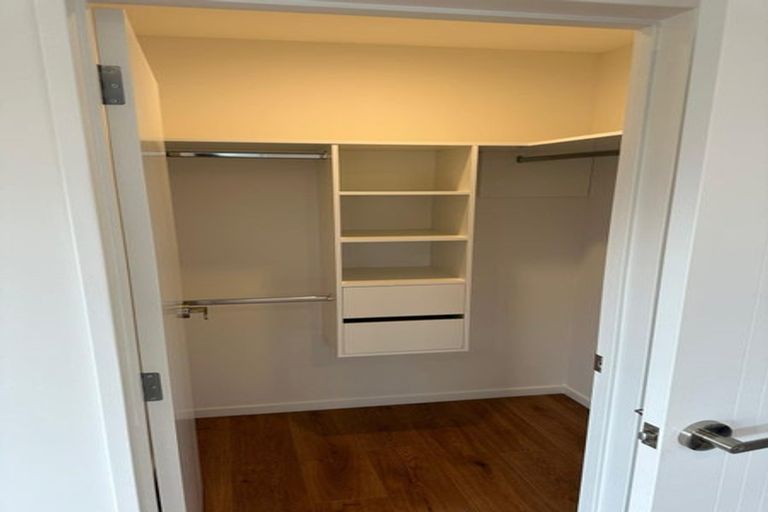 Photo of property in 723a Massey Road, Mangere, Auckland, 2022