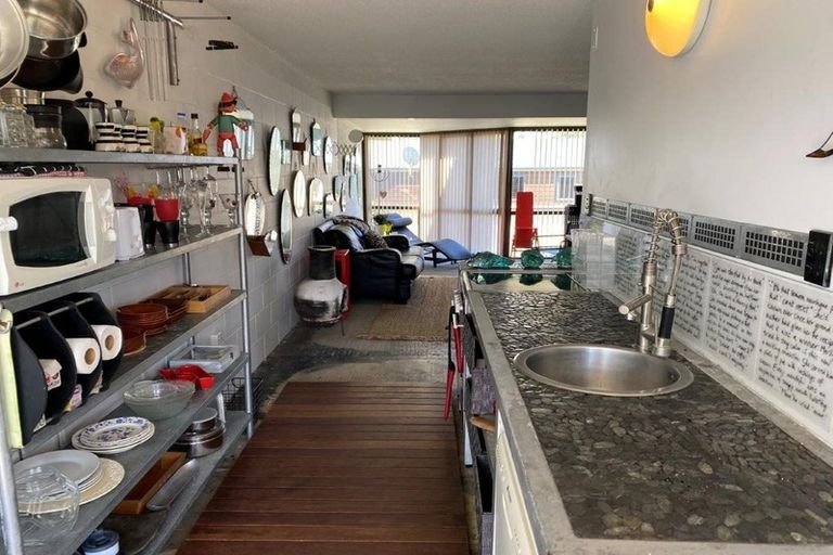 Photo of property in 40m Maunganui Road, Mount Maunganui, 3116