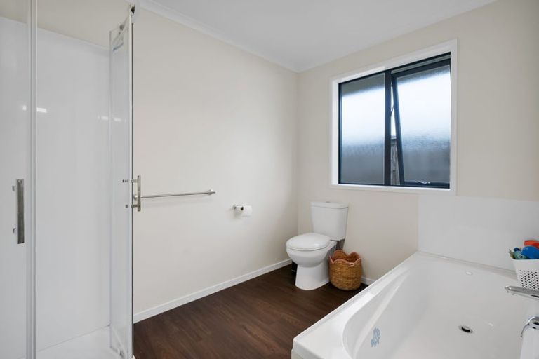 Photo of property in 513 Richmond Road, Lepperton, New Plymouth, 4373