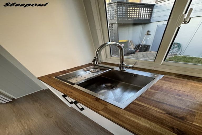 Photo of property in 7 Ross Grove, Paraparaumu, 5032