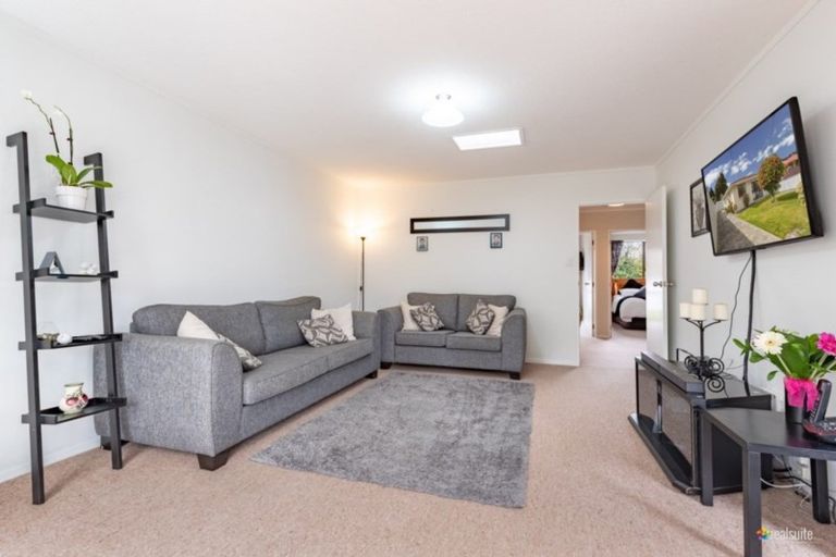 Photo of property in 1/22 Henry Street, Ebdentown, Upper Hutt, 5018