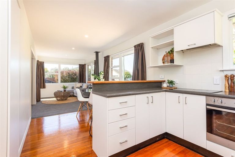 Photo of property in 23 Fairmile Place, Russley, Christchurch, 8042