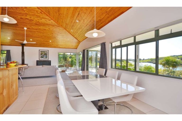 Photo of property in 51 Mission Road, Kerikeri, 0230