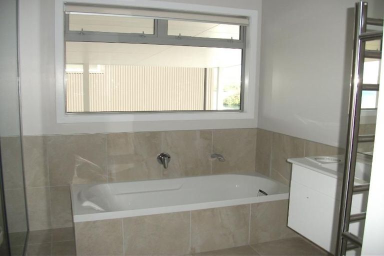 Photo of property in 856b Wily Terrace, Acacia Bay, Taupo, 3330