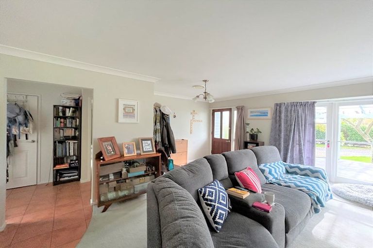 Photo of property in 162 Kimberley Road, Levin, 5571