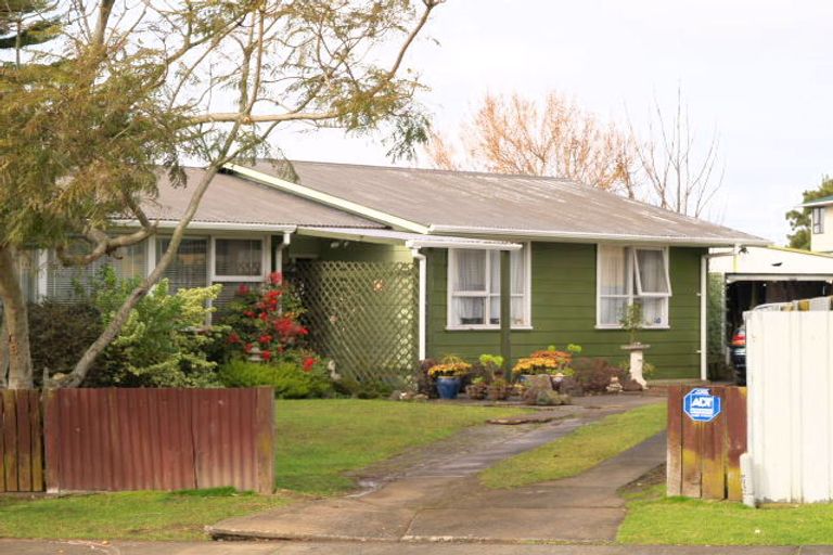 Photo of property in 22 Quennell Avenue, Favona, Auckland, 2024