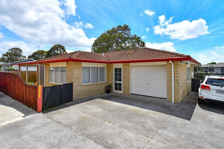 Photo of property in 401a Roscommon Road, Clendon Park, Auckland, 2103