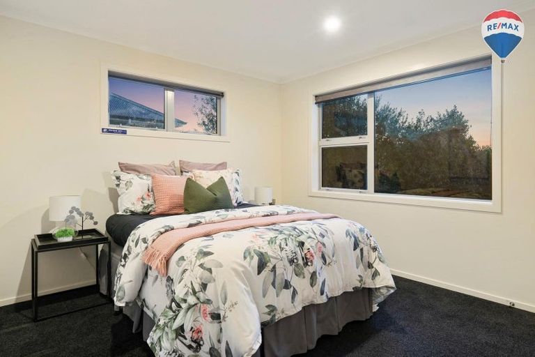 Photo of property in 137 Endeavour Drive, Whitby, Porirua, 5024