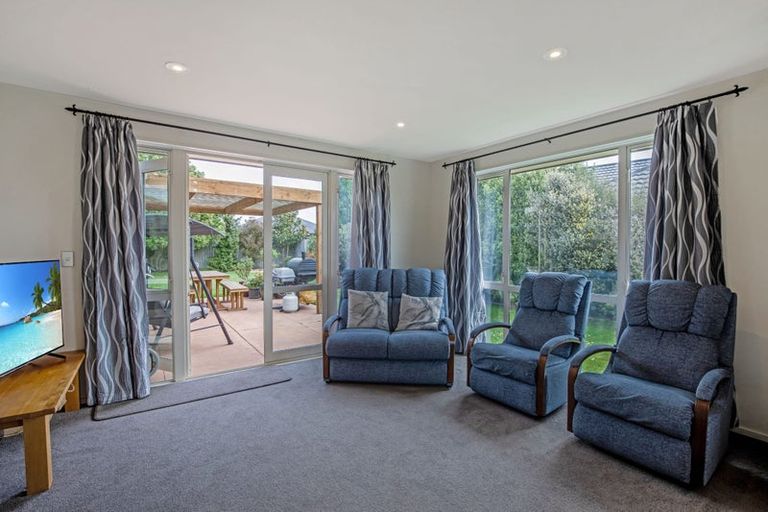 Photo of property in 21 Campion Place, Rolleston, 7614