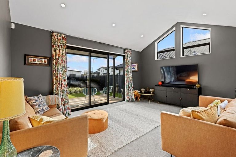 Photo of property in 3 Picadilly Avenue, Casebrook, Christchurch, 8051