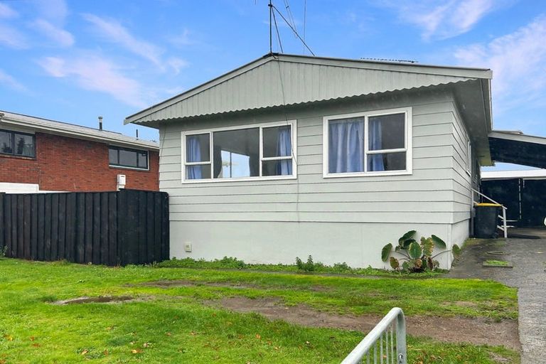Photo of property in 19 Kowhai Place, Tokoroa, 3420