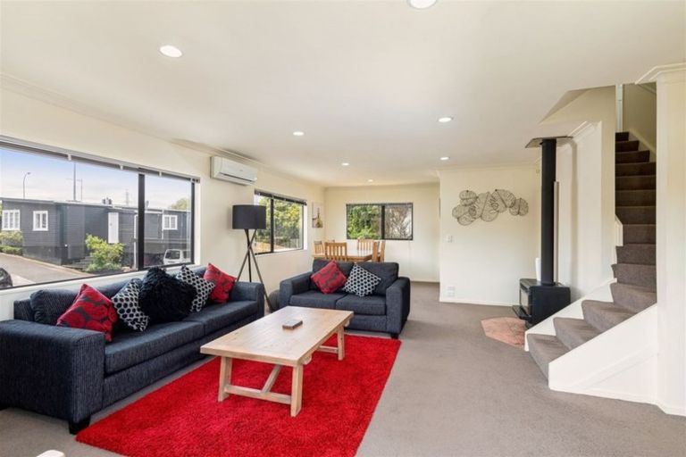 Photo of property in 15a Waipuna Road, Mount Wellington, Auckland, 1060