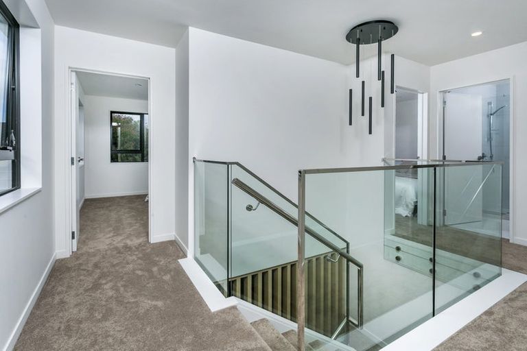 Photo of property in 15b Koromiko Street, New Lynn, Auckland, 0600