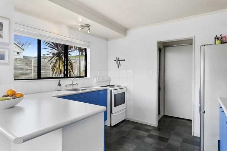 Photo of property in 33 Tawa Street, Hilltop, Taupo, 3330