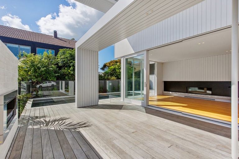 Photo of property in 6 Rewiti Avenue, Takapuna, Auckland, 0622