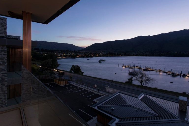 Photo of property in 38 Marina Terrace, Kinloch, Taupo, 3377