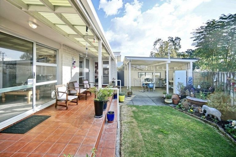 Photo of property in 11 Valley Road, Te Puke, 3119