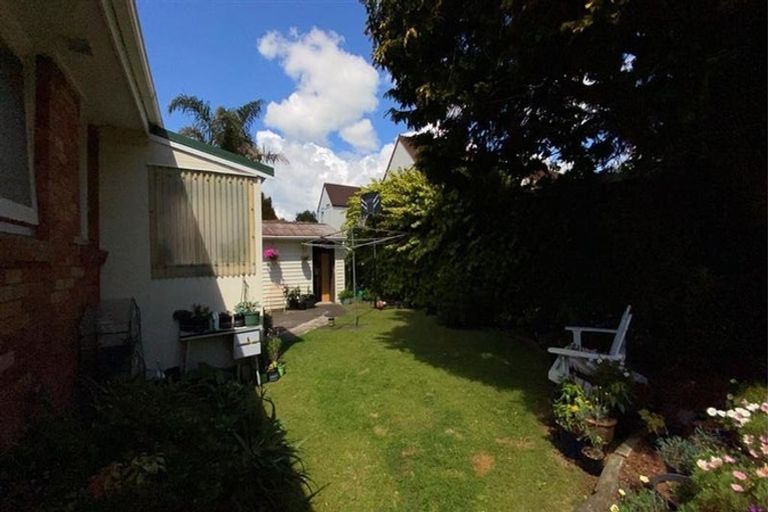 Photo of property in 498b Devonport Road, Tauranga South, Tauranga, 3112