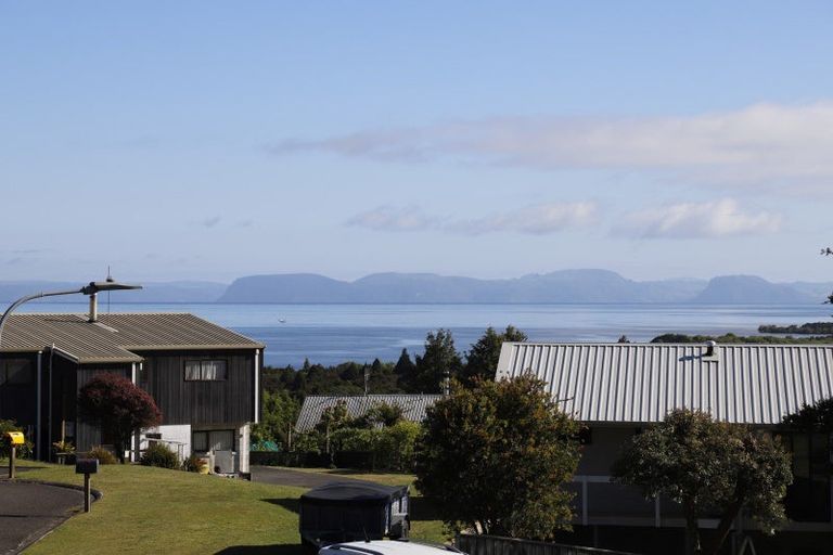 Photo of property in 11 Paurini Place, Motuoapa, 3382