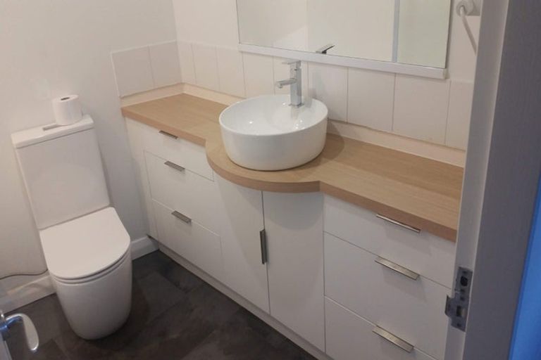 Photo of property in Hume House, 22/152 The Terrace, Wellington Central, Wellington, 6011