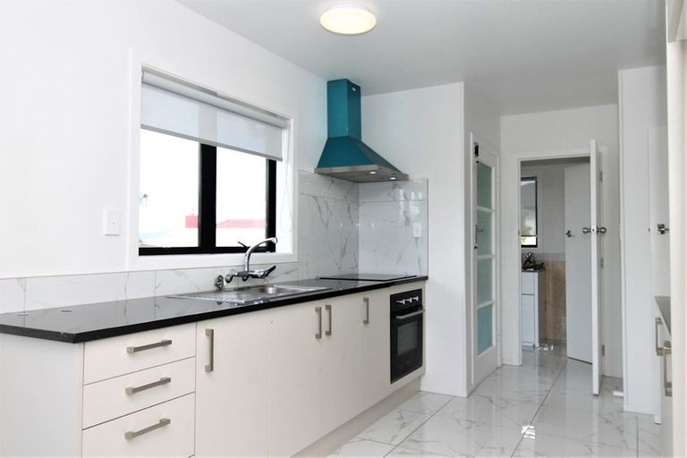 Photo of property in 1/18a Weymouth Road, Manurewa, Auckland, 2102