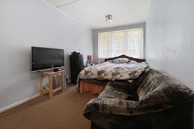 Photo of property in 39 Bannister Avenue, Johnsonville, Wellington, 6037