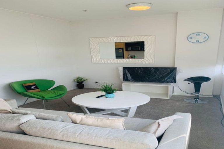 Photo of property in Twin Towers, 513/17 Putney Way, Manukau, Auckland, 2104