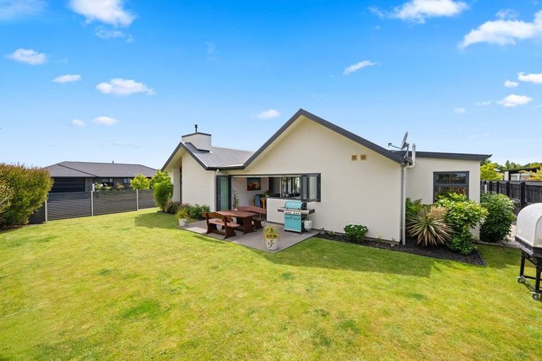 Photo of property in 17 Rose Manor Drive, Springlands, Blenheim, 7201