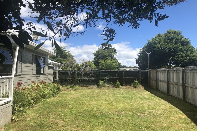 Photo of property in 6a Laredo Grove, Totara Park, Upper Hutt, 5018