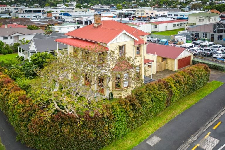 Photo of property in 300 Queen Sh25 Street, Thames, 3500