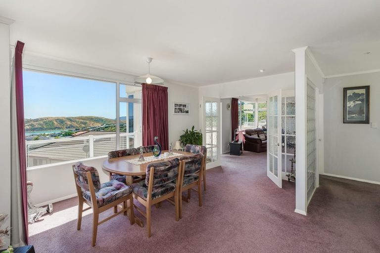 Photo of property in 6 Iona Place, Papakowhai, Porirua, 5024