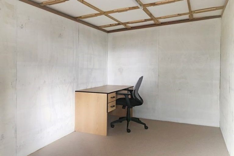 Photo of property in 1/7 Lingham Crescent, Torbay, Auckland, 0630