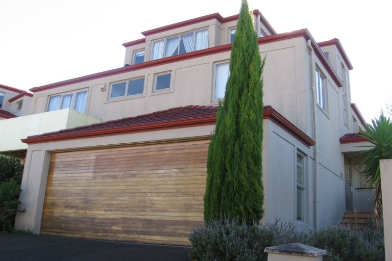 Photo of property in 11 Belle Verde Drive, Sunnynook, Auckland, 0630