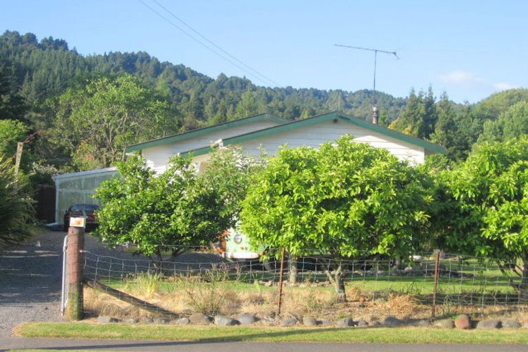 Photo of property in 16 Wackrow Street, Taumarunui, 3920