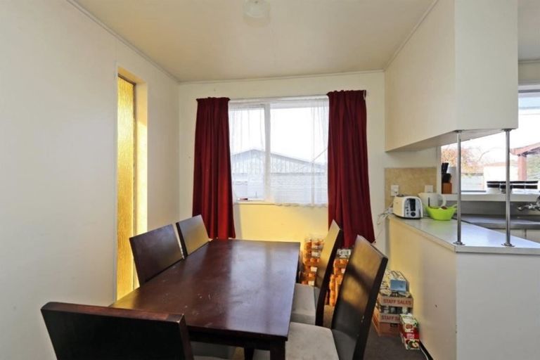 Photo of property in 4 Peary Crescent, Flaxmere, Hastings, 4120