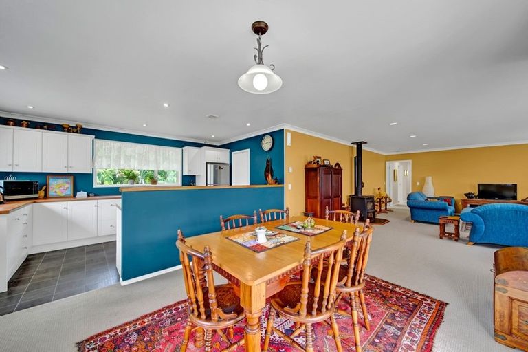 Property details for 1096 Egmont Road, Egmont Village, New Plymouth, 4372