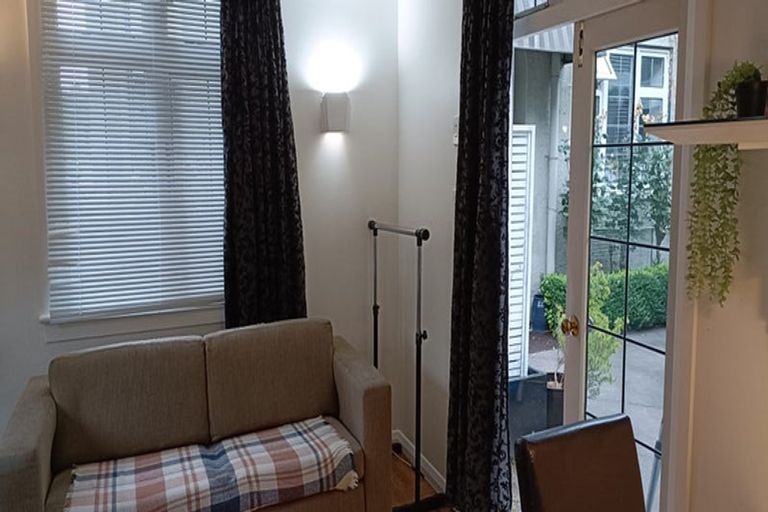 Photo of property in 663 George Street, North Dunedin, Dunedin, 9016