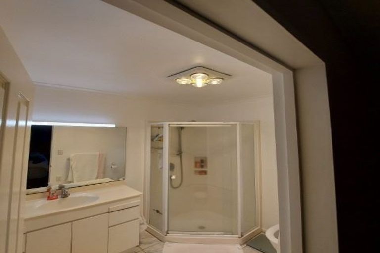 Photo of property in 58 Kate Sheppard Avenue, Torbay, Auckland, 0630