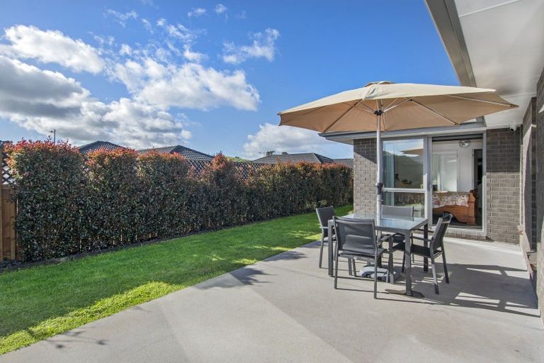 Photo of property in 17 Ohau Crescent, Tikipunga, Whangarei, 0112