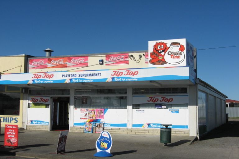 Photo of property in 8 Bledisloe Street, Levin, 5510