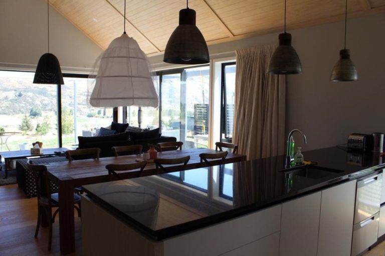 Photo of property in 29 Double Cone Road, Jacks Point, Queenstown, 9371