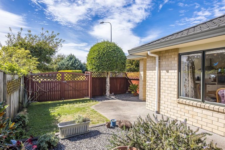 Photo of property in 10 Aburoc Place, Paraparaumu Beach, Paraparaumu, 5032