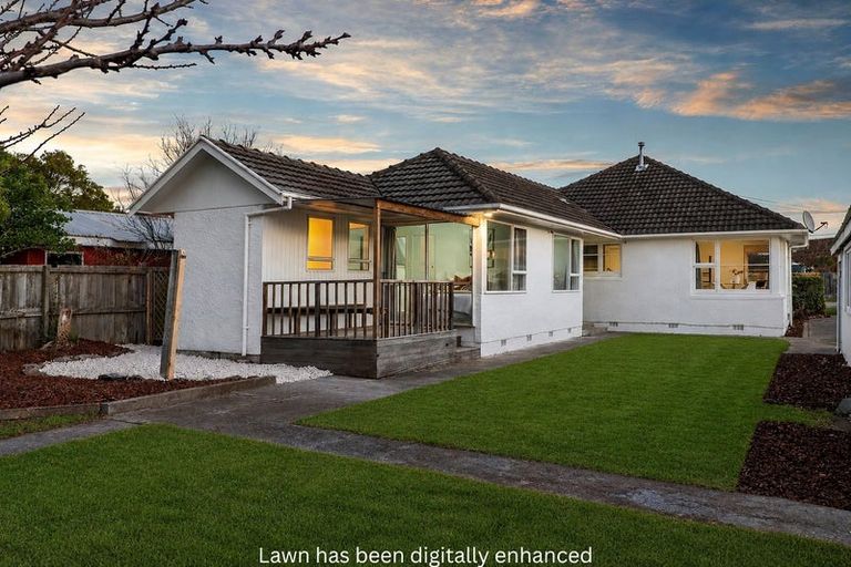 Photo of property in 221 Breezes Road, Aranui, Christchurch, 8061