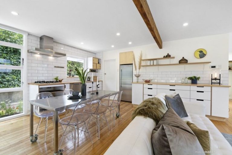 Photo of property in 57 Cornford Street, Karori, Wellington, 6012