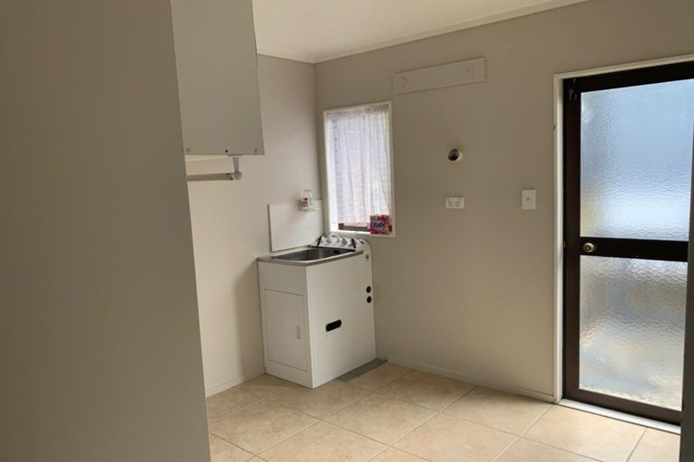 Photo of property in 21 Hakea Place, Totara Heights, Auckland, 2105