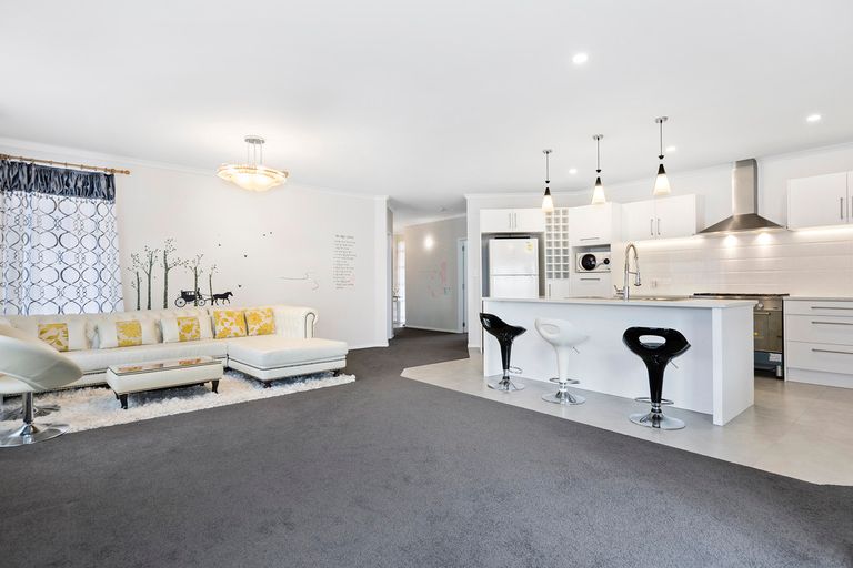 Photo of property in 27 Landing Drive, Pyes Pa, Tauranga, 3112