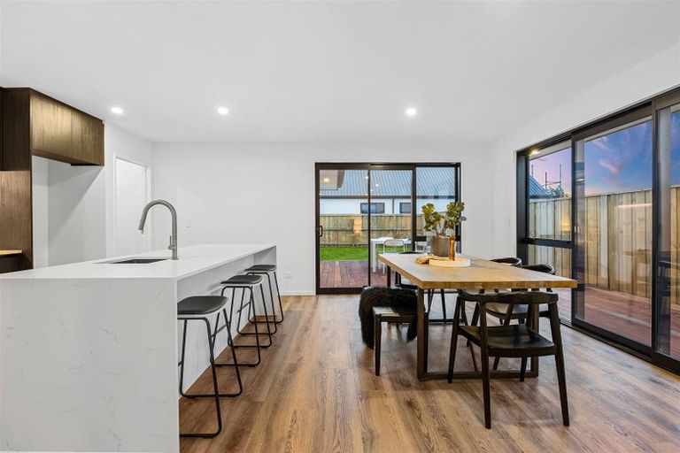 Photo of property in 32 Oakmill Drive, Casebrook, Christchurch, 8051